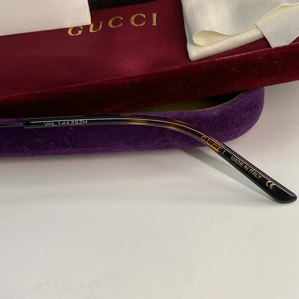 Gucci gg0682o description